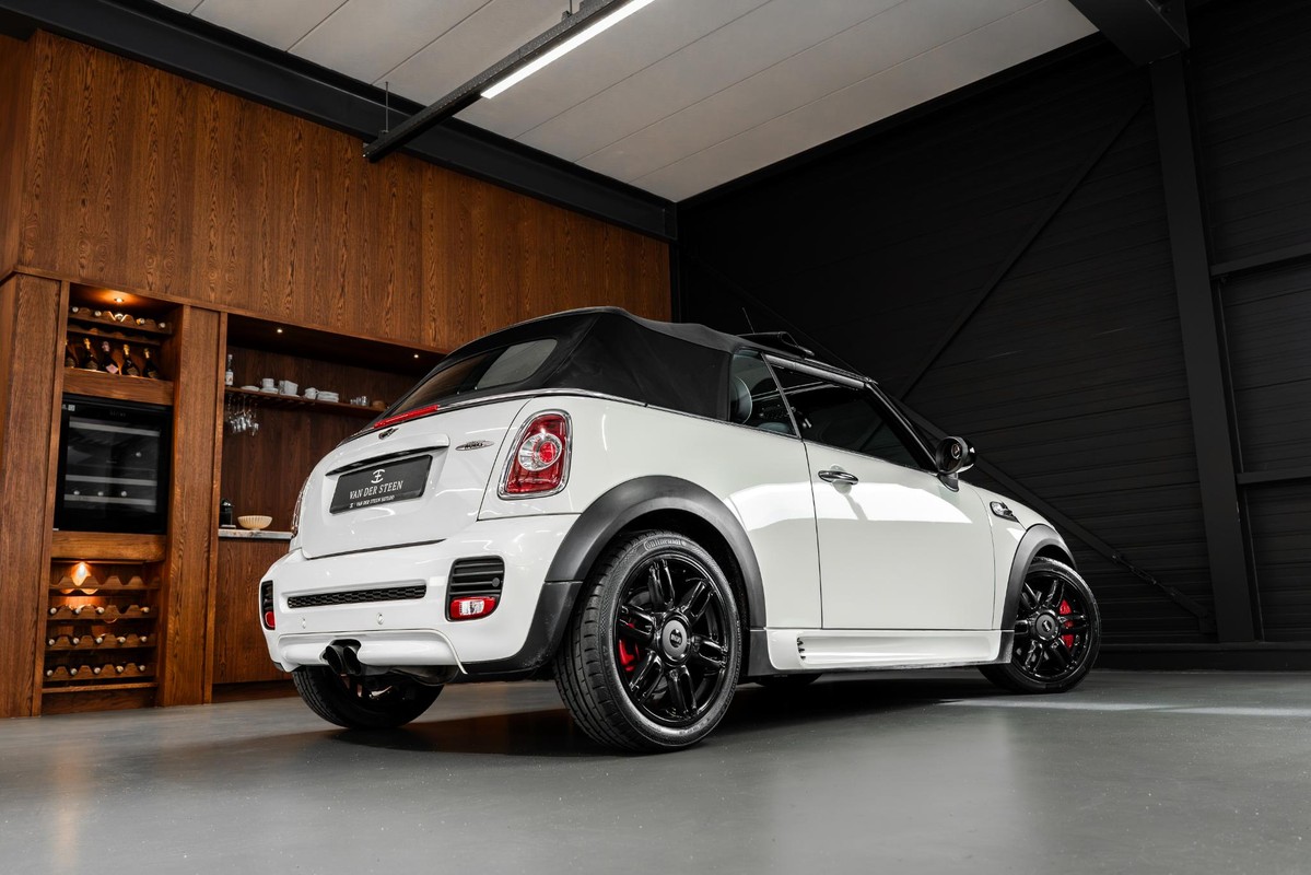 MINI Cooper Cabrio