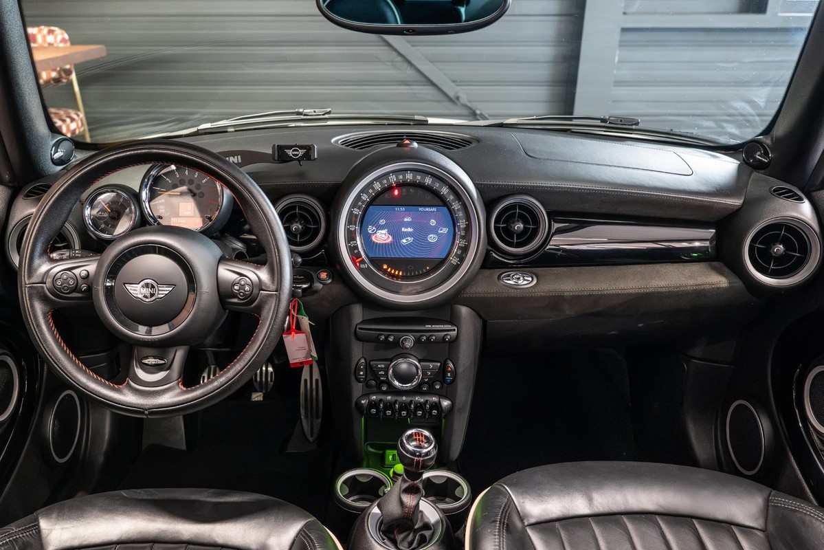 MINI Cooper Cabrio