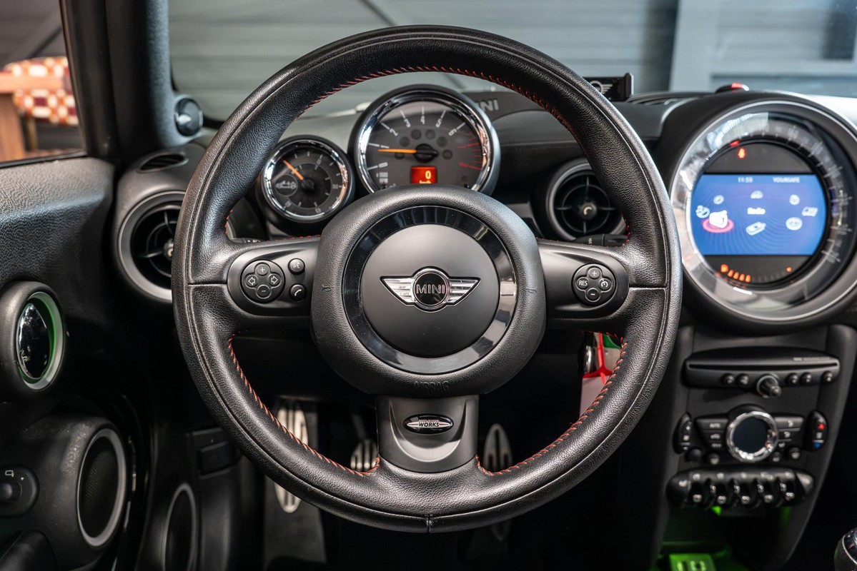 MINI Cooper Cabrio