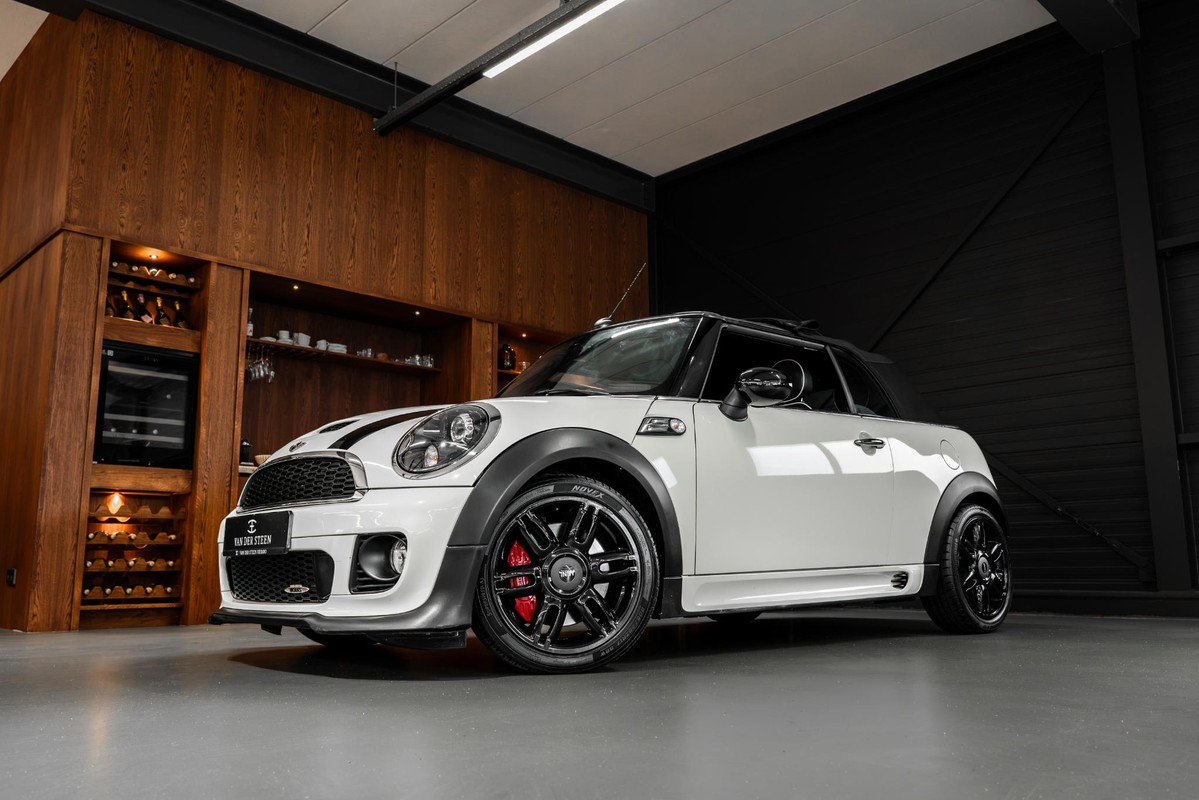 MINI Cooper Cabrio
