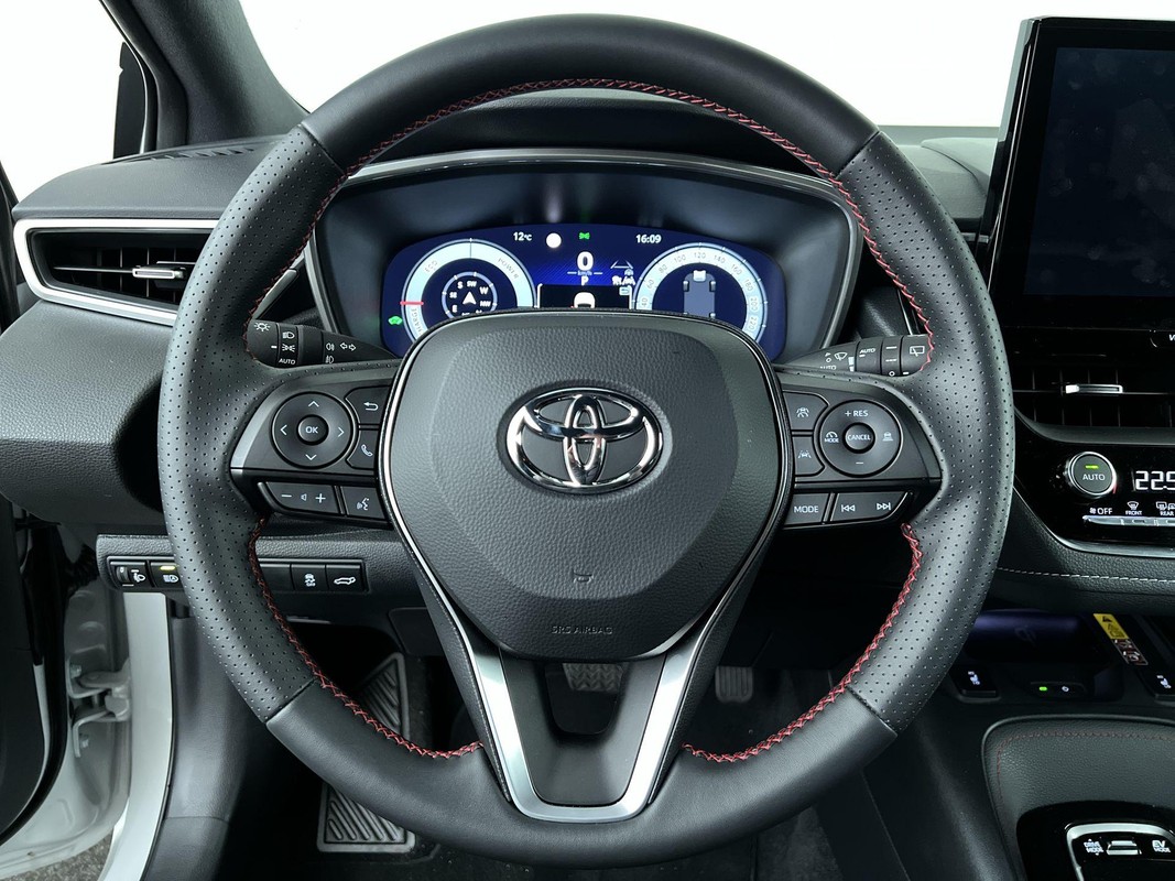 Toyota Corolla Touring Sports