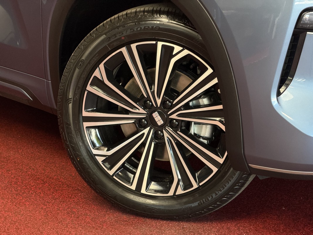Geely Starray EM-i