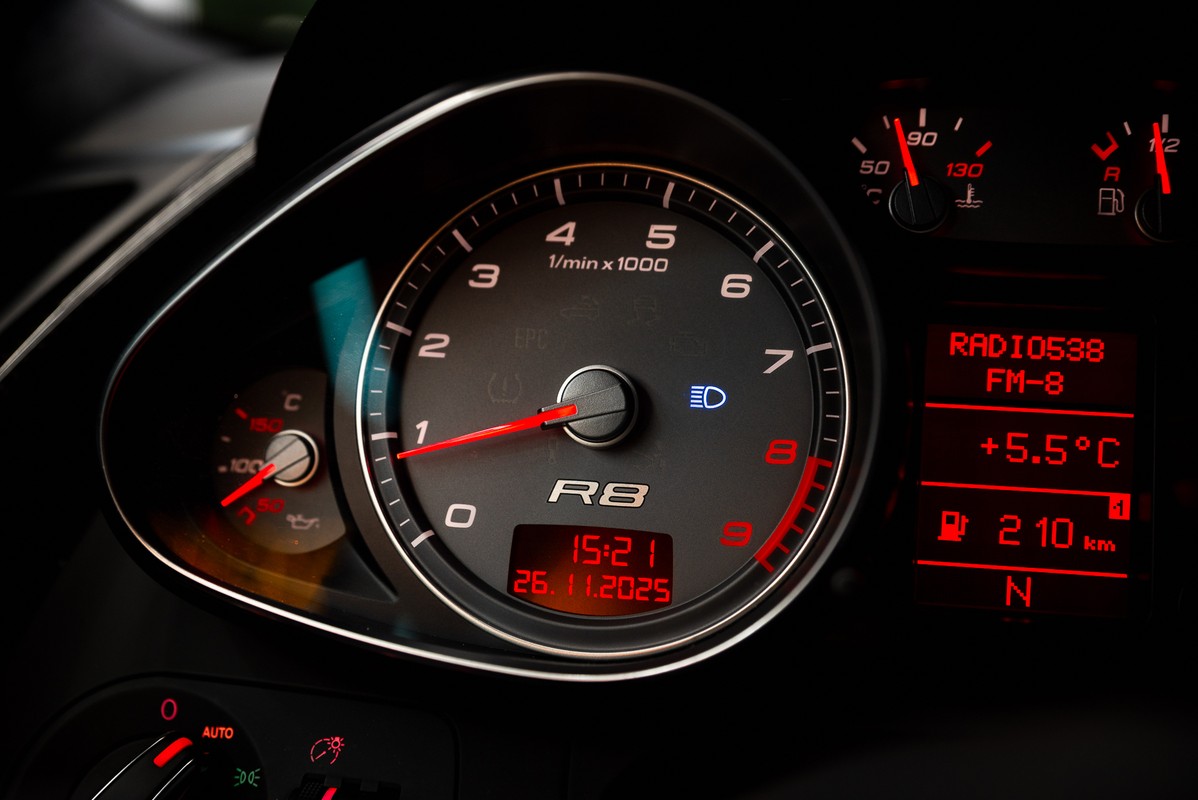 Audi R8