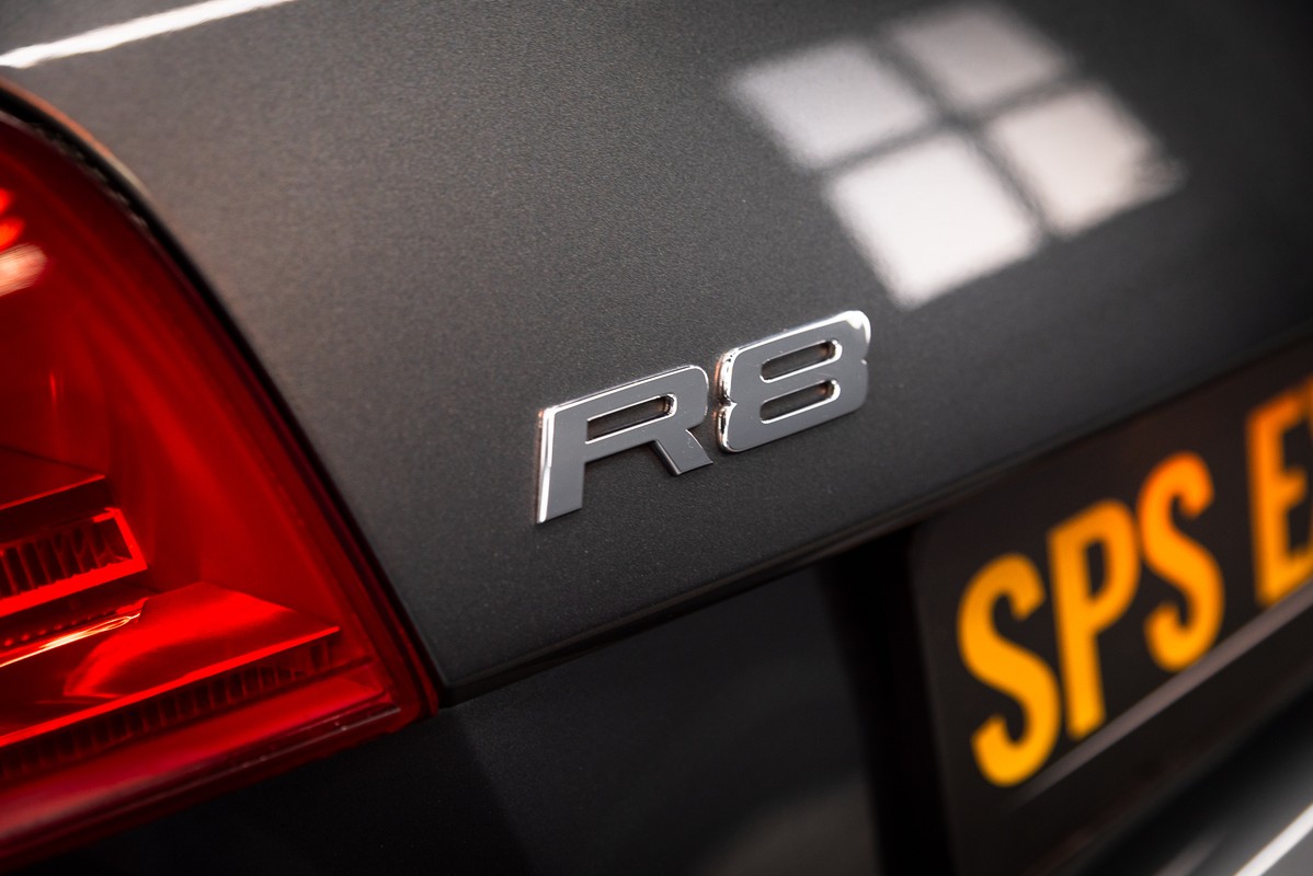 Audi R8