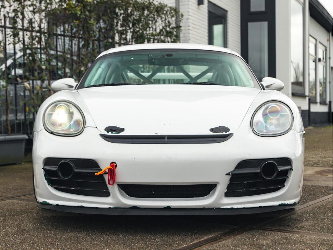 Porsche Cayman