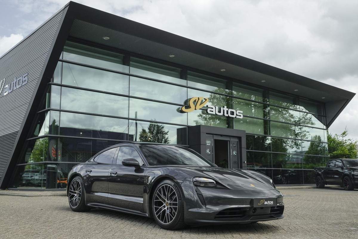 Porsche Taycan