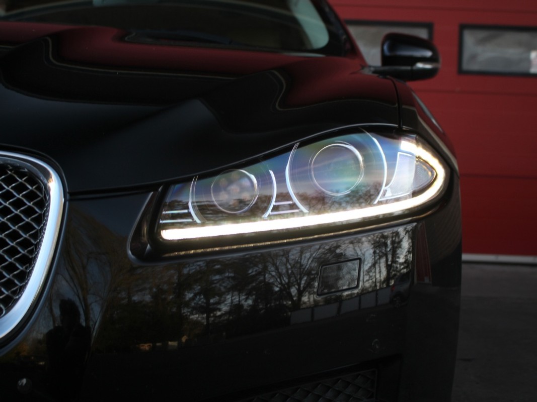 Jaguar XF