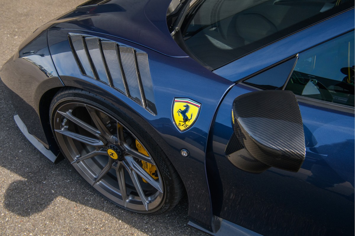 Ferrari F8 Spider