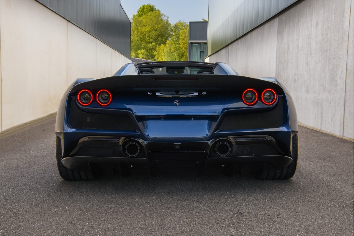 Ferrari F8 Spider