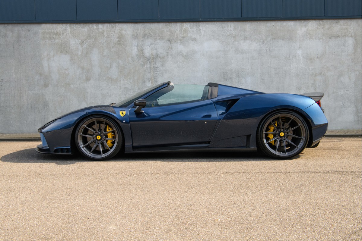 Ferrari F8 Spider