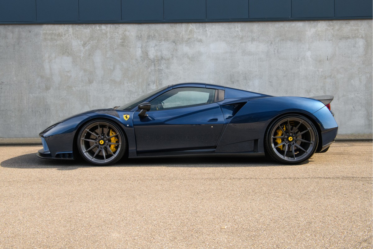 Ferrari F8 Spider