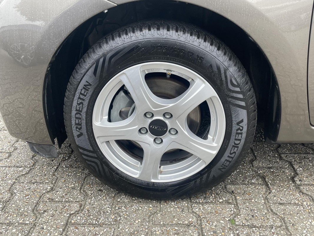 Toyota Verso-S