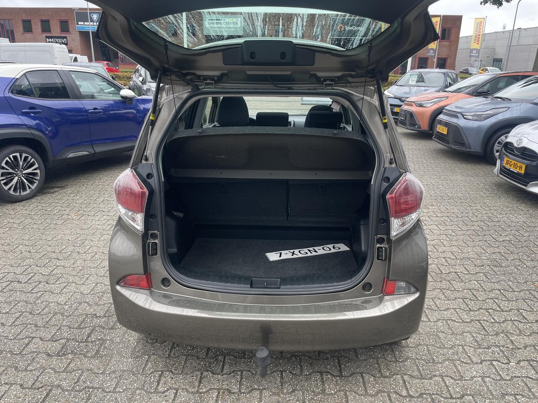 Toyota Verso-S
