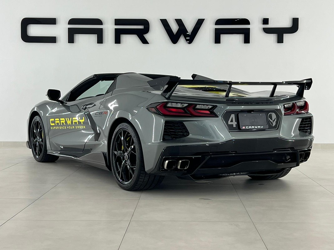 Corvette C8