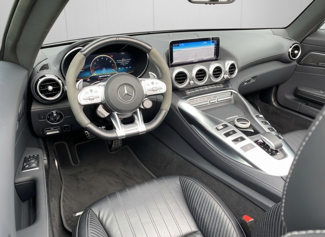 Mercedes-Benz GT