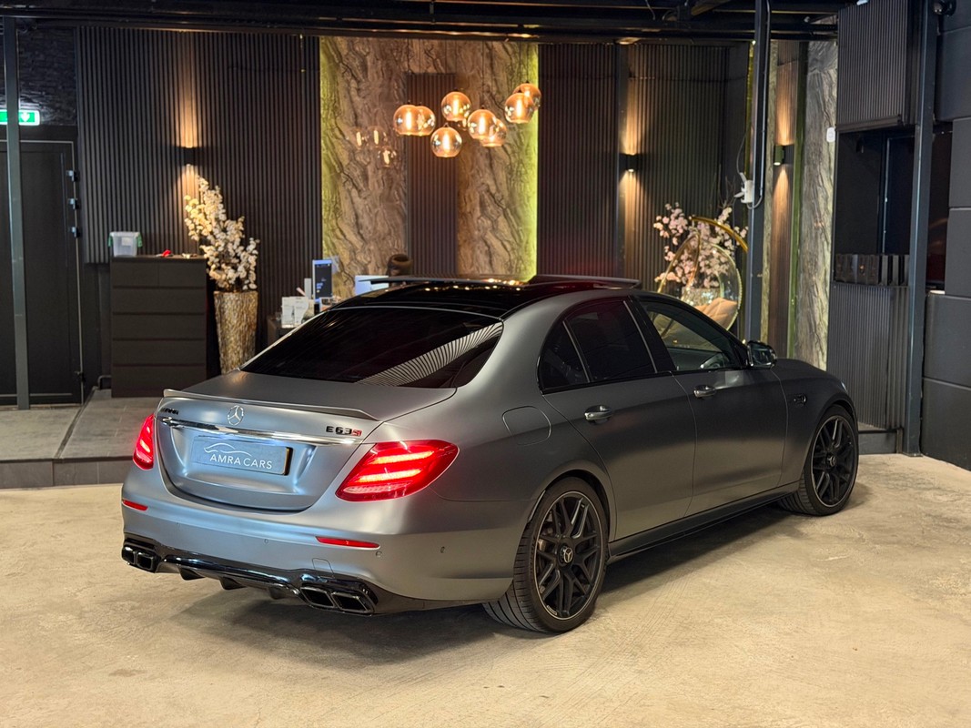 Mercedes-Benz E-Klasse