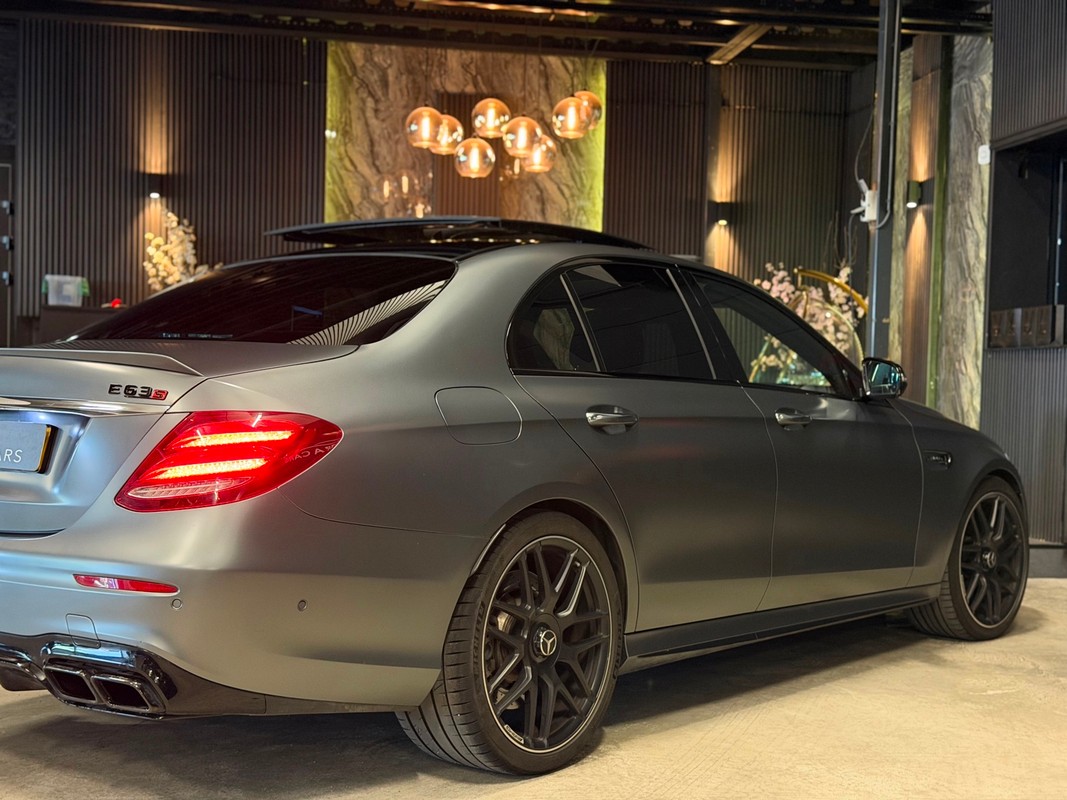 Mercedes-Benz E-Klasse