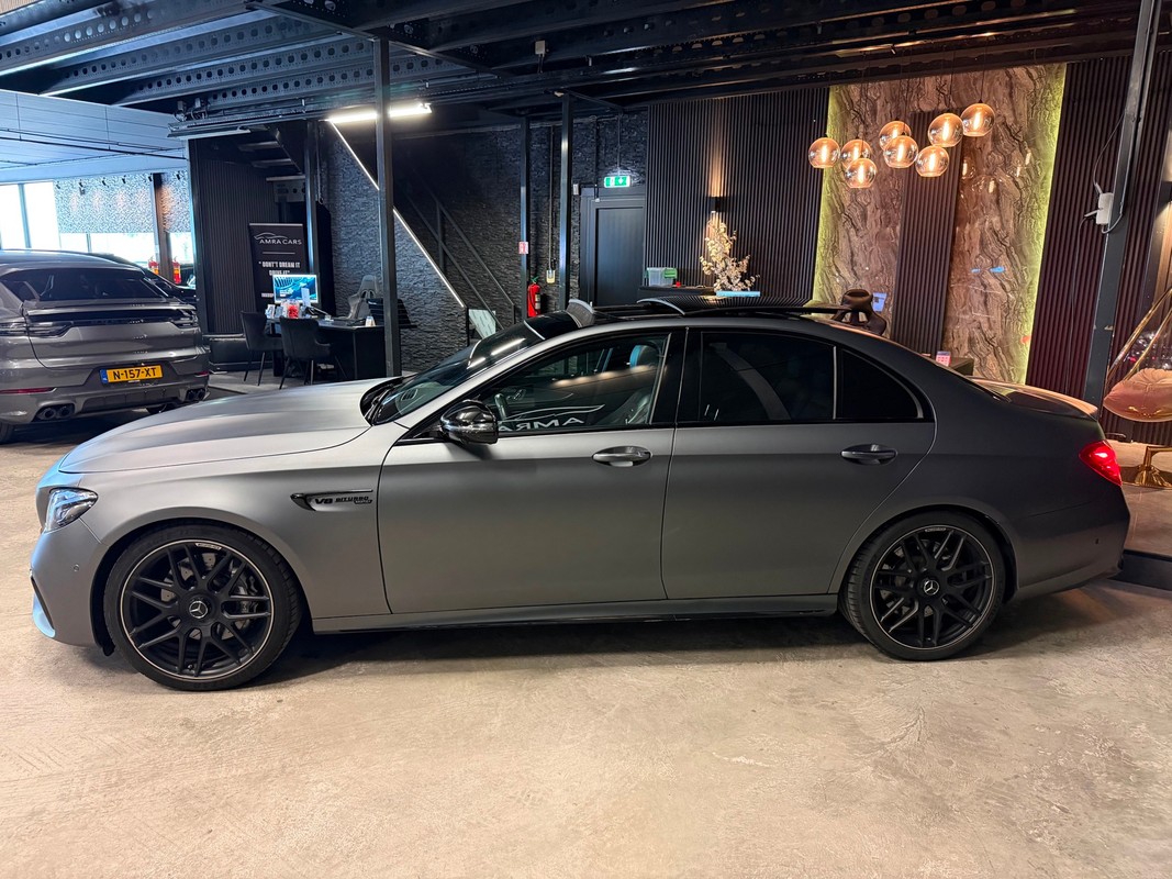 Mercedes-Benz E-Klasse