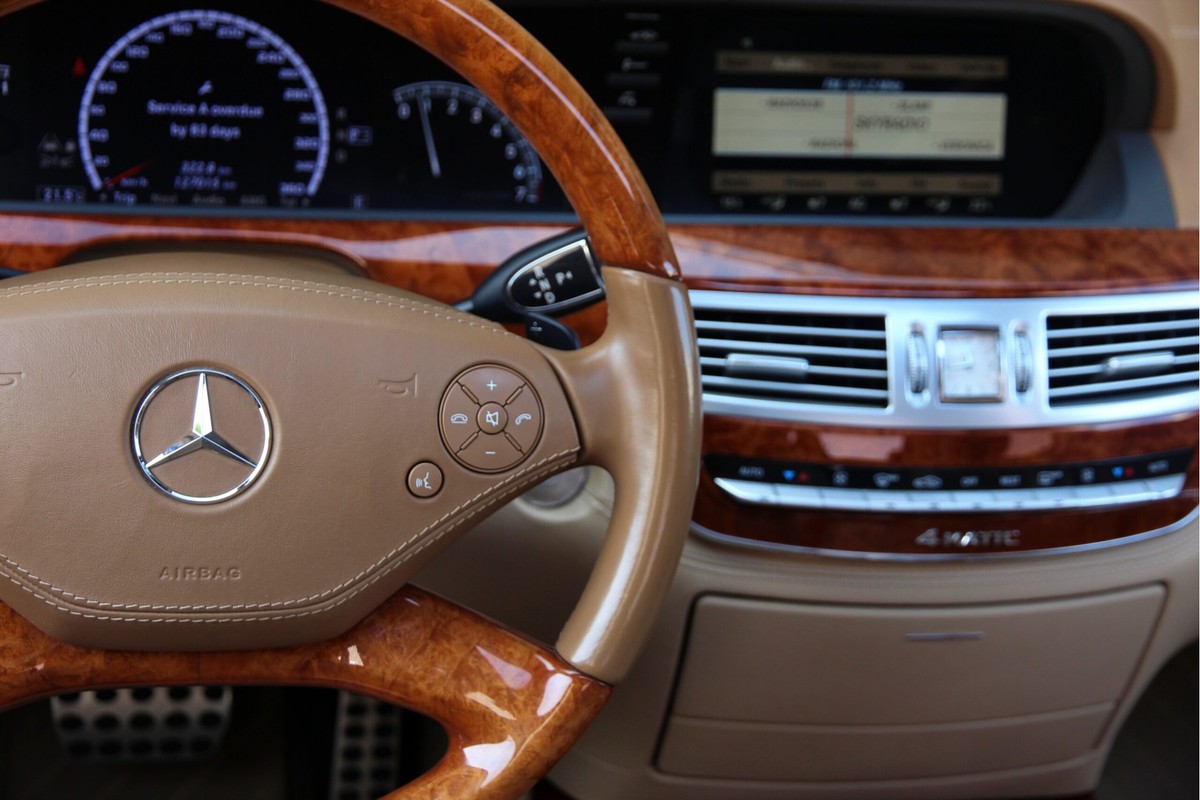 Mercedes-Benz S-Klasse