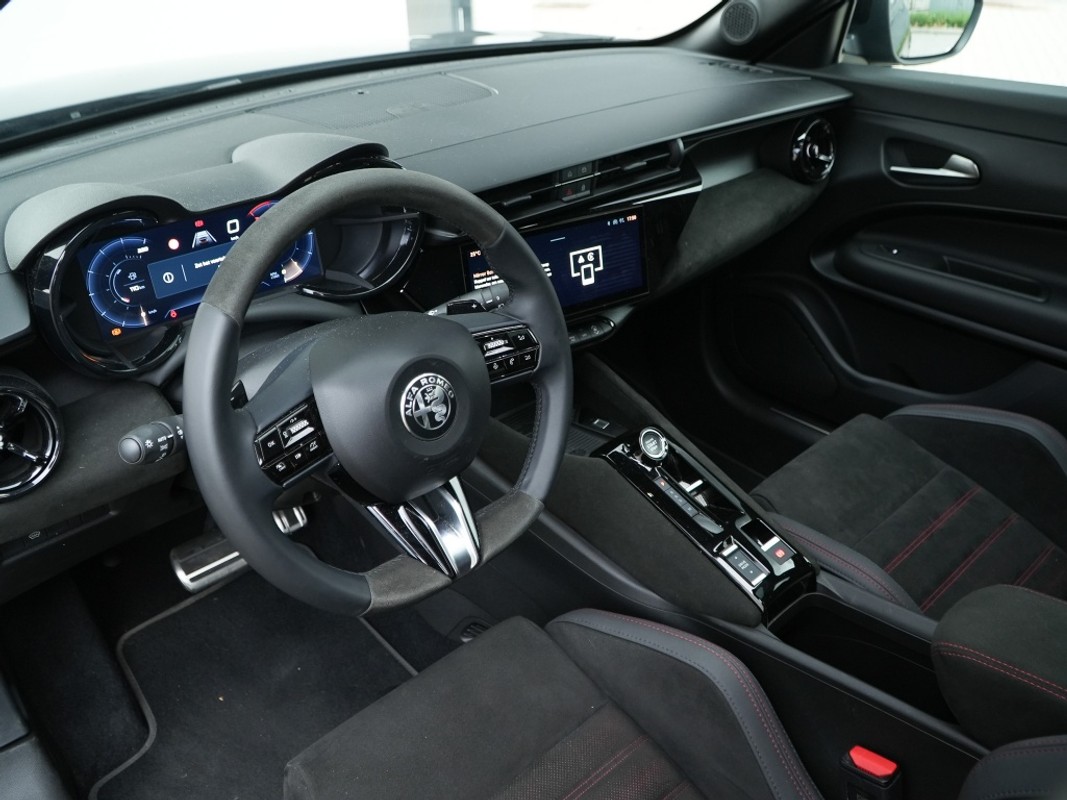 Alfa Romeo Junior