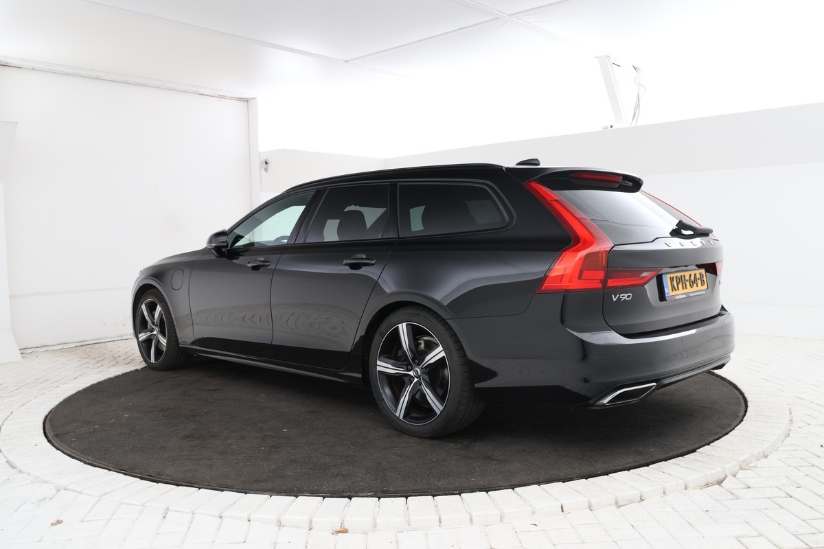 Volvo V90