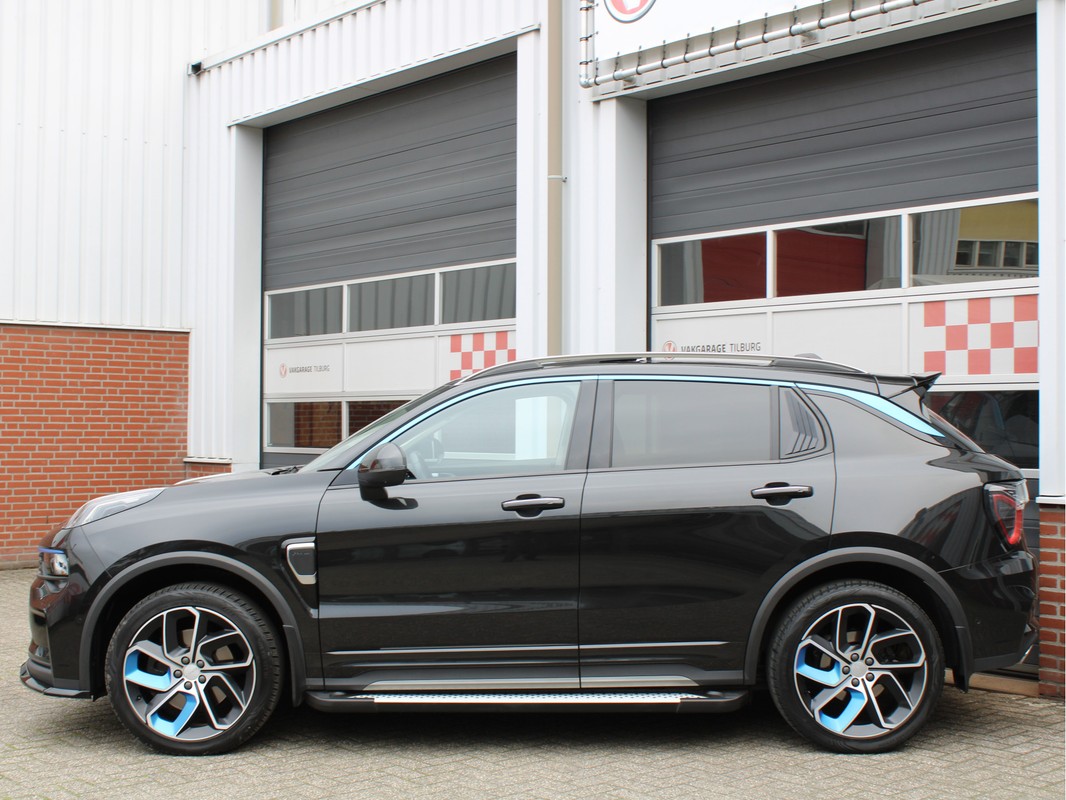 Lynk & Co 01
