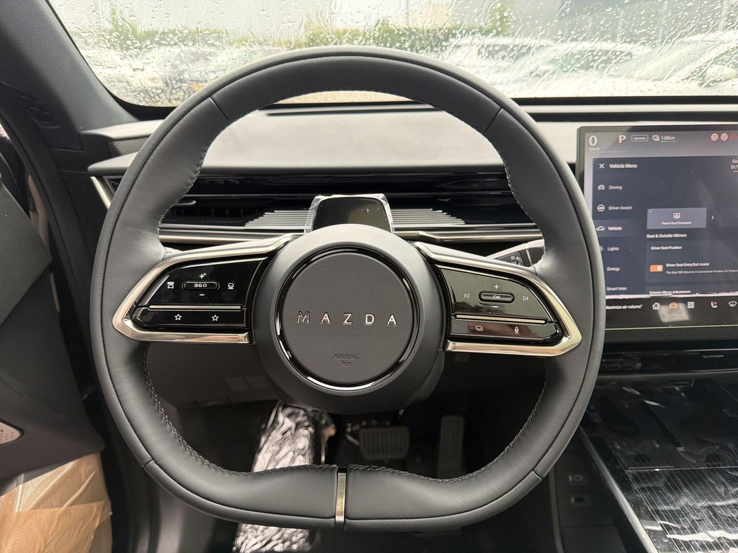 Mazda CX-6e