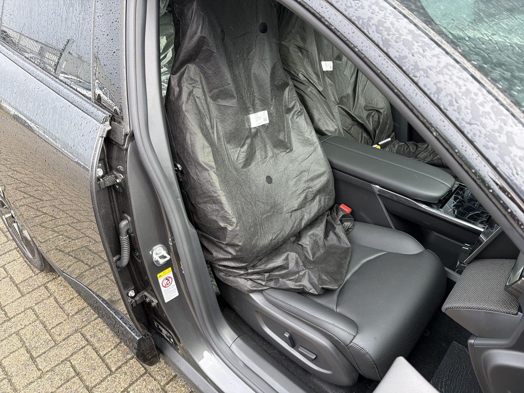 Mazda CX-6e