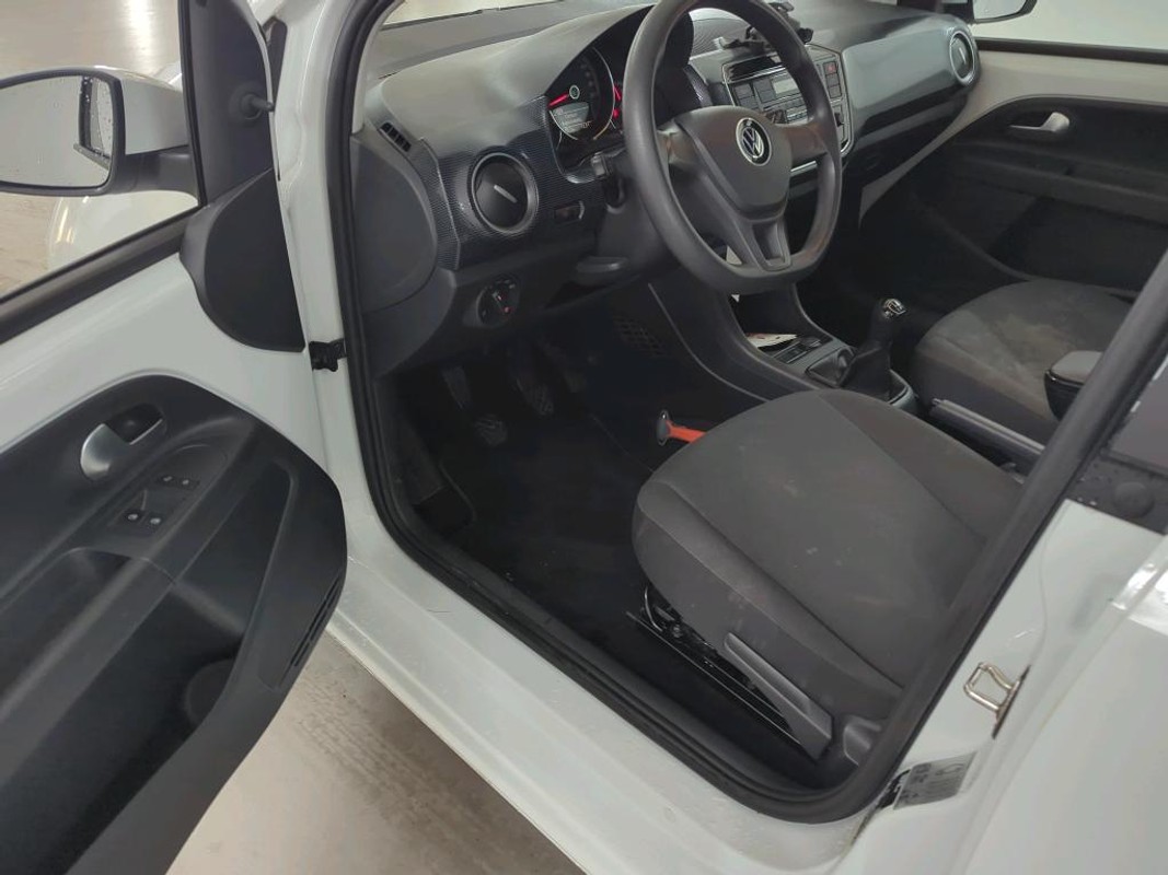 Volkswagen up!