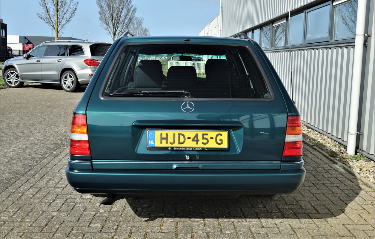 Mercedes-Benz E-Klasse