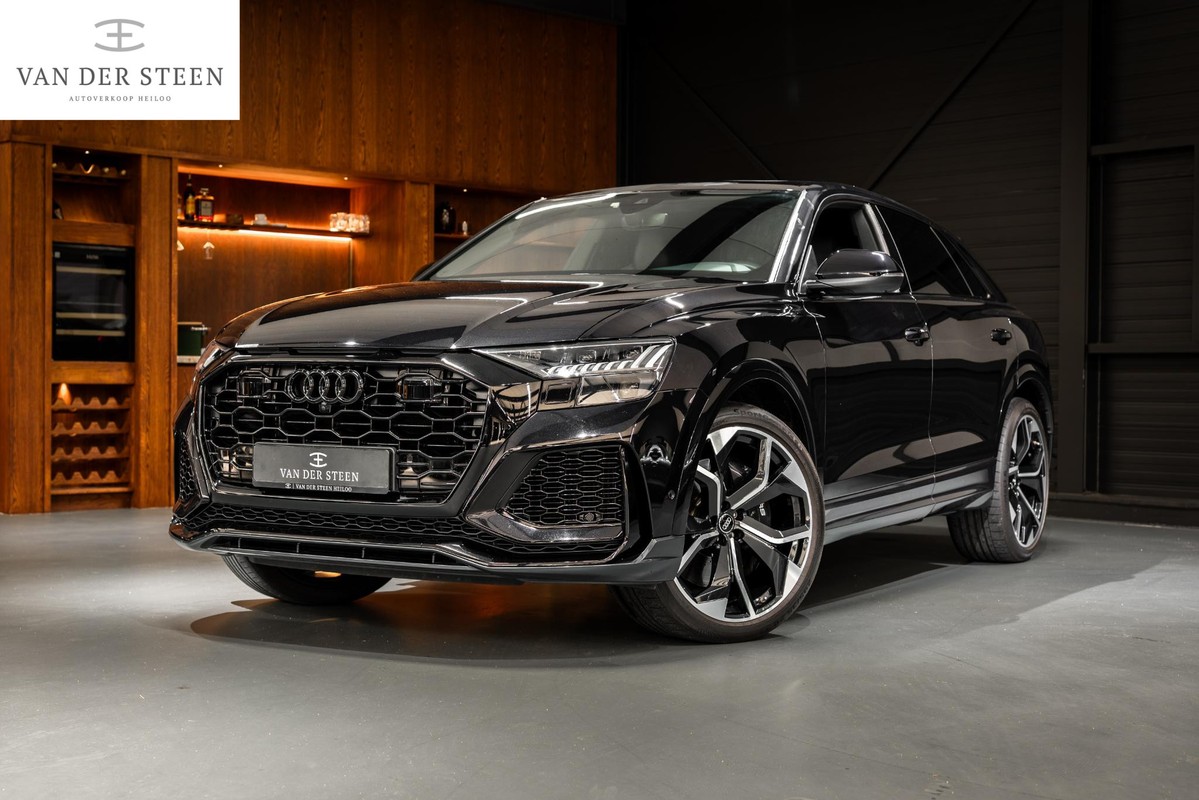 Audi RSQ8