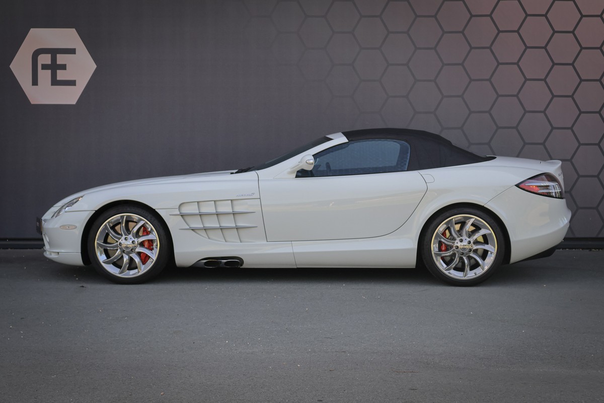 Mercedes-Benz SLR