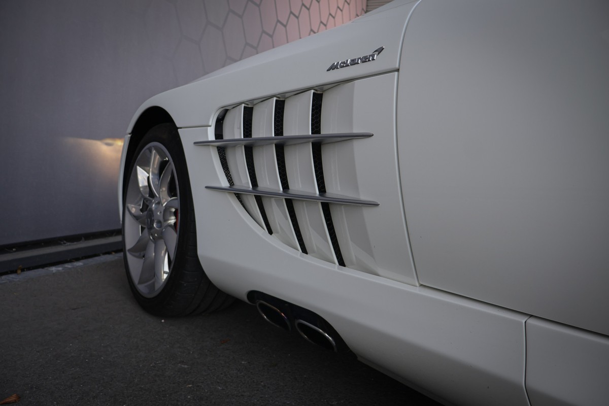 Mercedes-Benz SLR