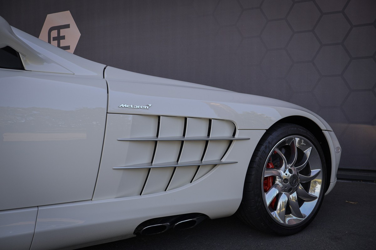 Mercedes-Benz SLR