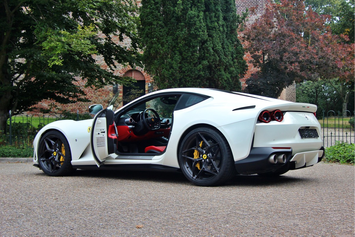 Ferrari 812 Superfast
