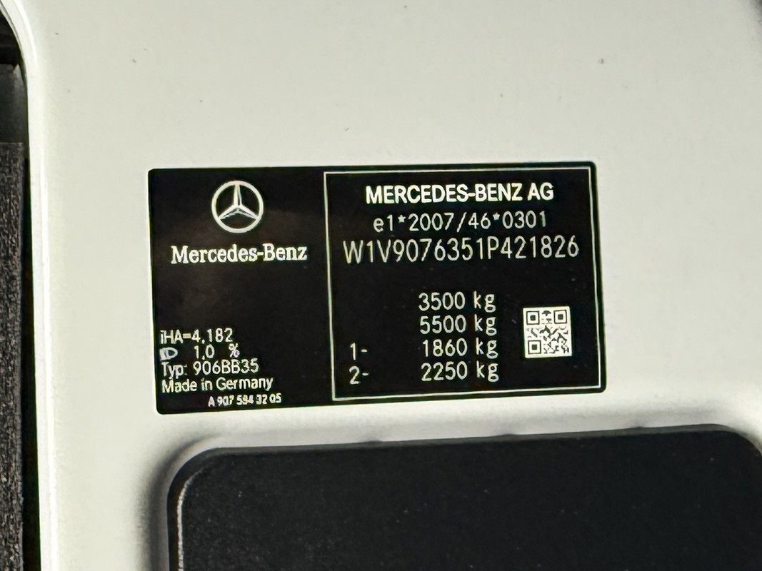 Mercedes-Benz Sprinter