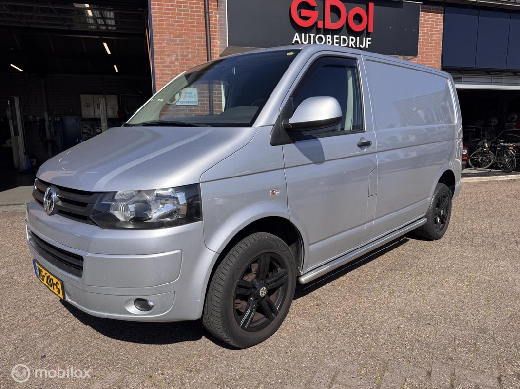 Volkswagen-Transporter-2.0 TDI L1H1 T800 | Lease One en Lenen op Maat maken het mogelijk!