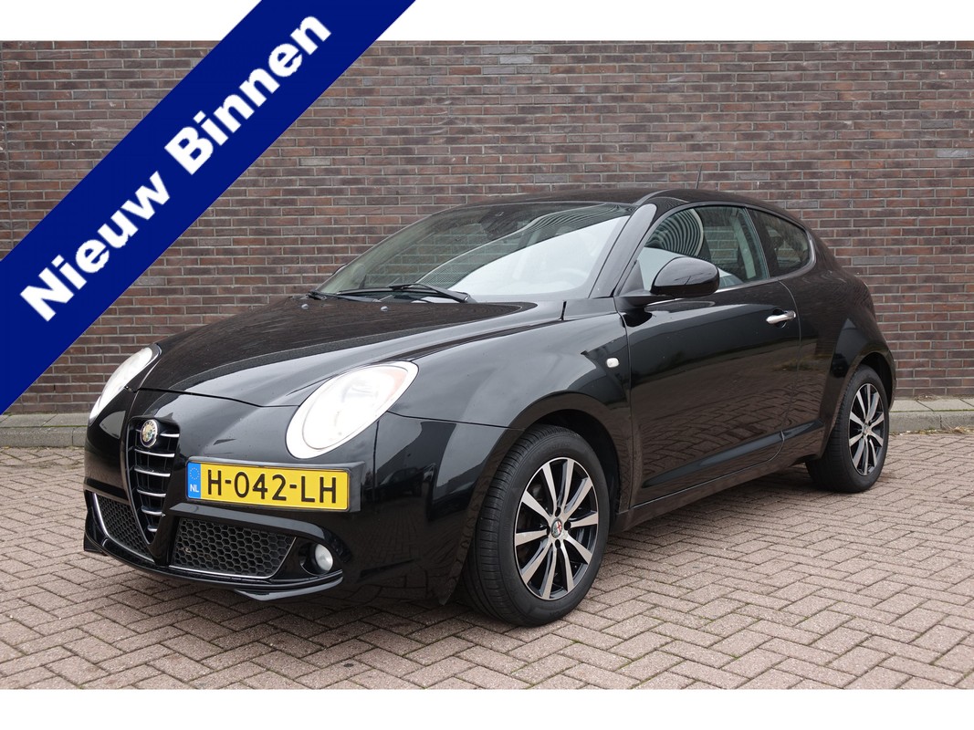 Alfa Romeo-MiTo-1.4 Progression, airco, sportvelgen, zeer leuke auto | Lease One en Lenen op Maat maken het mogelijk! Alfa Romeo-MiTo-1.4 Progression, airco, sportvelgen, zeer leuke auto | Lease One en Lenen op Maat maken het mogelijk!