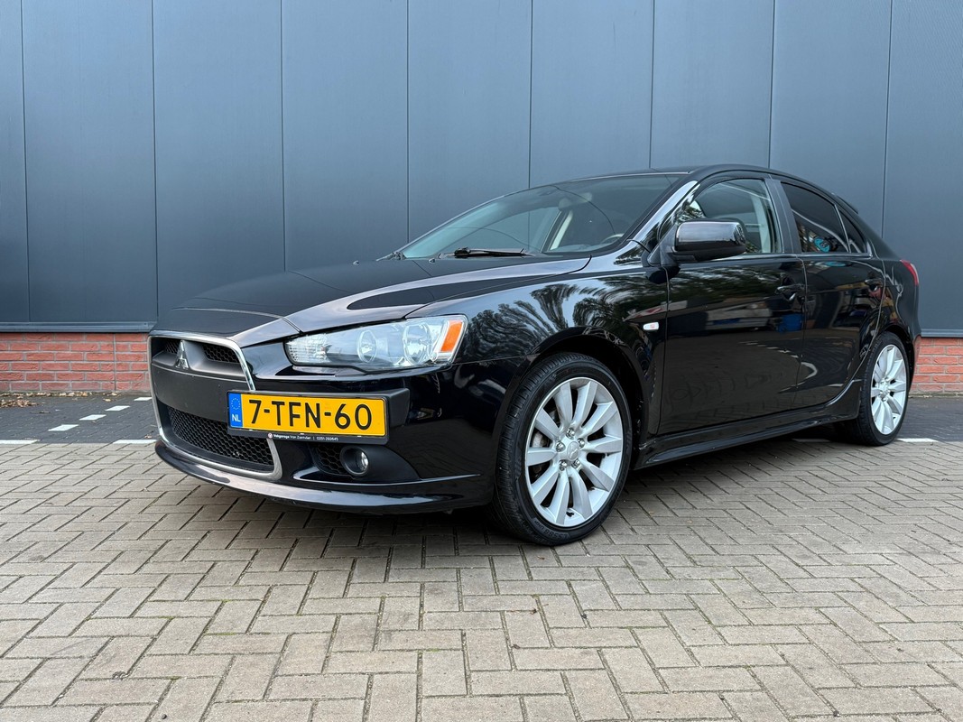 Mitsubishi-Lancer-Sportback 1.8 Intense (12 mnd BOVAG-garantie) | Lease One en Lenen op Maat maken het mogelijk!