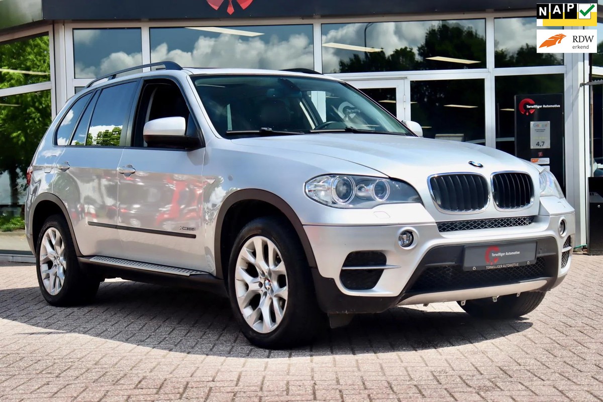 BMW-X5-XDrive35i | PANORAMA | FACELIFT | LEDER | Lease One en Lenen op Maat maken het mogelijk!