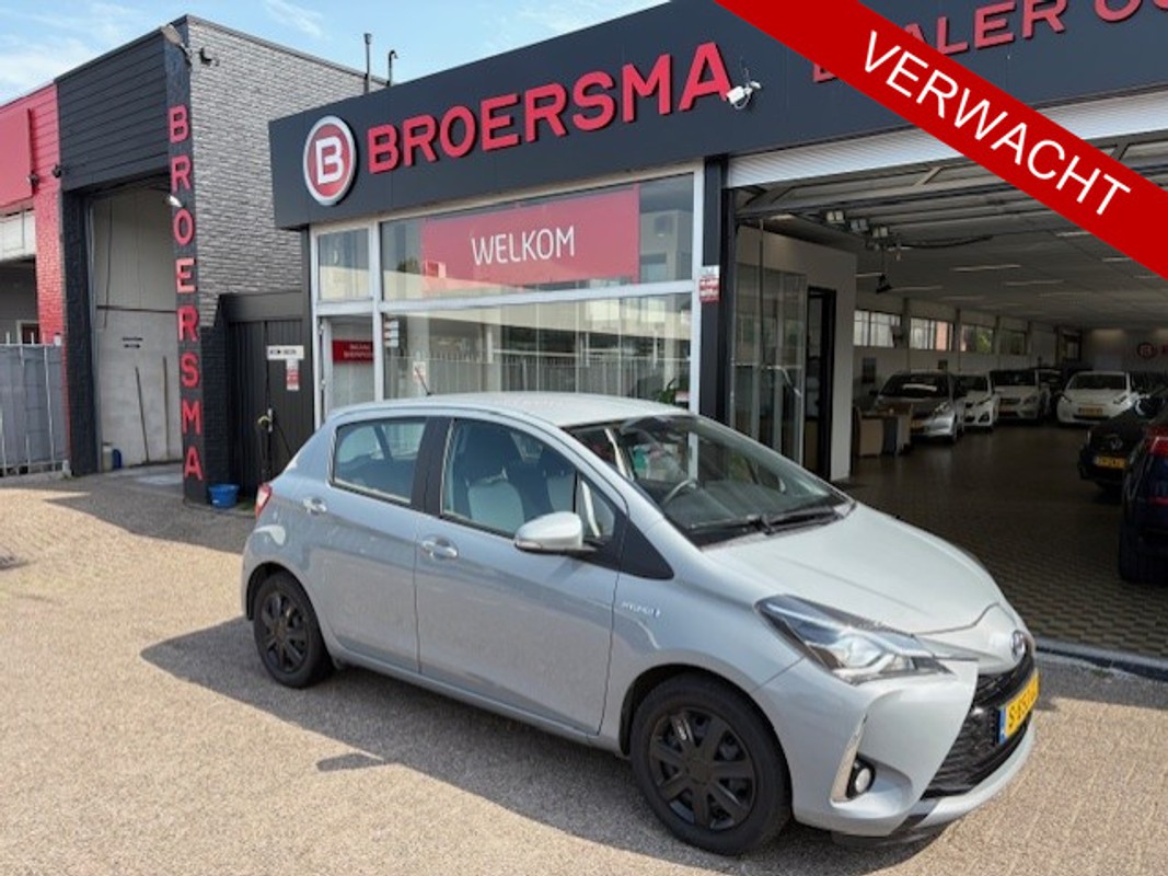Toyota-Yaris-1.5 Hybrid Active | Lease One en Lenen op Maat maken het mogelijk!