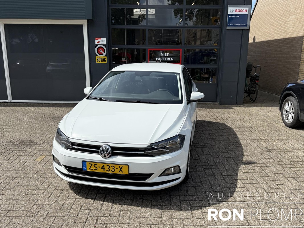 Volkswagen-Polo-1.0 TSI Comfortline | Lease One en Lenen op Maat maken het mogelijk!