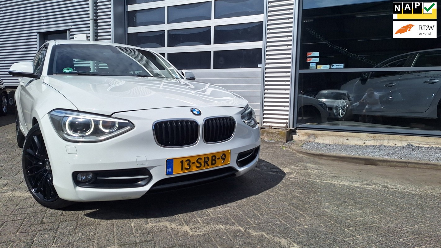 BMW-1 Serie-116i Business | Lease One en Lenen op Maat maken het mogelijk!