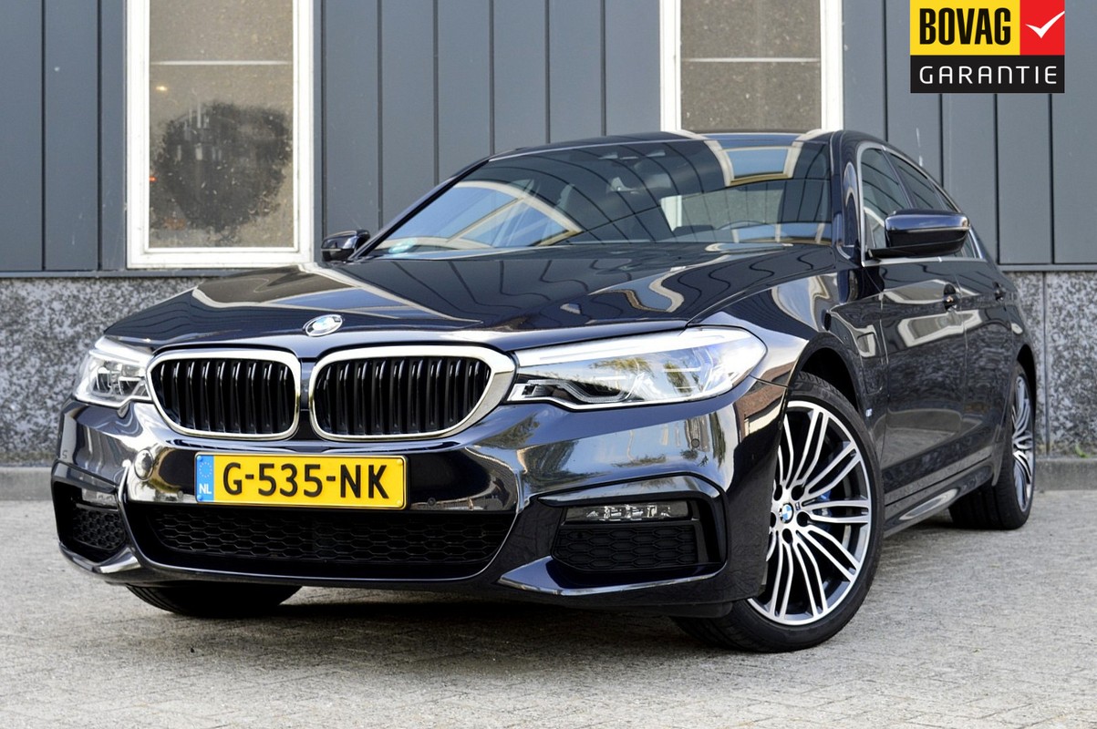 BMW-5 Serie-530e iPerformance Saphir Edition M-Sport SOH 88% | Lease One en Lenen op Maat maken het mogelijk! BMW-5 Serie-530e iPerformance Saphir Edition M-Sport SOH 88% | Lease One en Lenen op Maat maken het mogelijk!