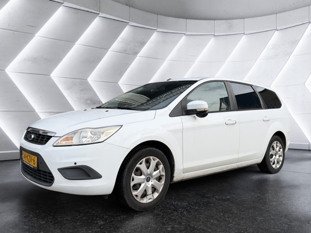 Ford-Focus-Wagon AUTOMAAT 1.6 Trend | Lease One en Lenen op Maat maken het mogelijk! Ford-Focus-Wagon AUTOMAAT 1.6 Trend | Lease One en Lenen op Maat maken het mogelijk!