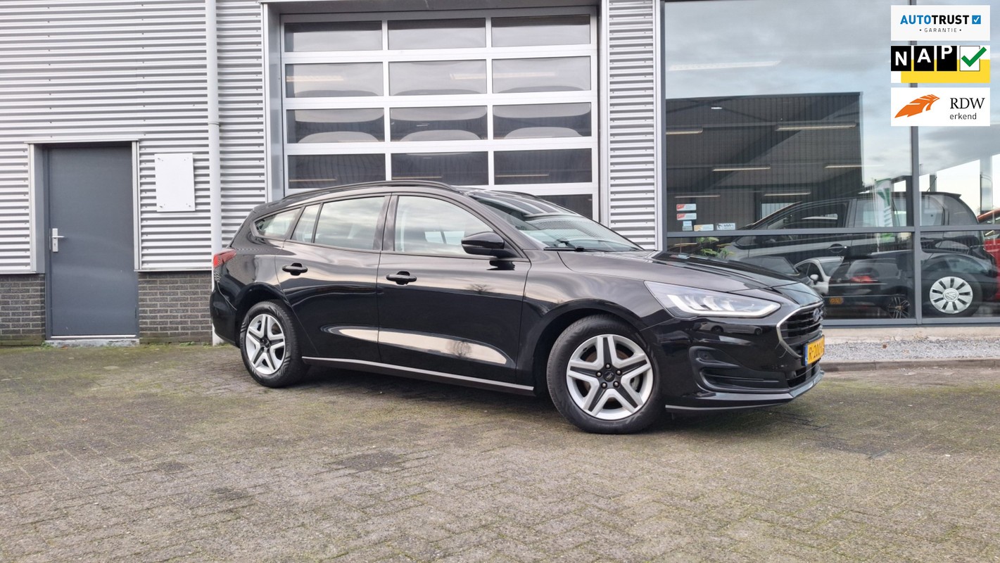 Ford-Focus-Wagon 1.0 EcoBoost Connected/Navigtie/Cruise/Led/Pdc V A/ Nieuwe type/ | Lease One en Lenen op Maat maken het mogelijk! Ford-Focus-Wagon 1.0 EcoBoost Connected/Navigtie/Cruise/Led/Pdc V A/ Nieuwe type/ | Lease One en Lenen op Maat maken het mogelijk!