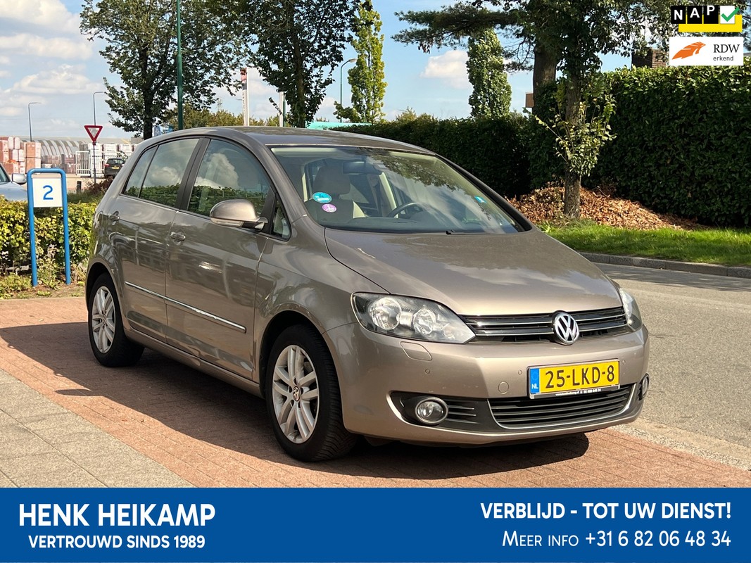 Volkswagen-Golf-1.4 TSI Highline | Automaat | Lease One en Lenen op Maat maken het mogelijk! Volkswagen-Golf-1.4 TSI Highline | Automaat | Lease One en Lenen op Maat maken het mogelijk!