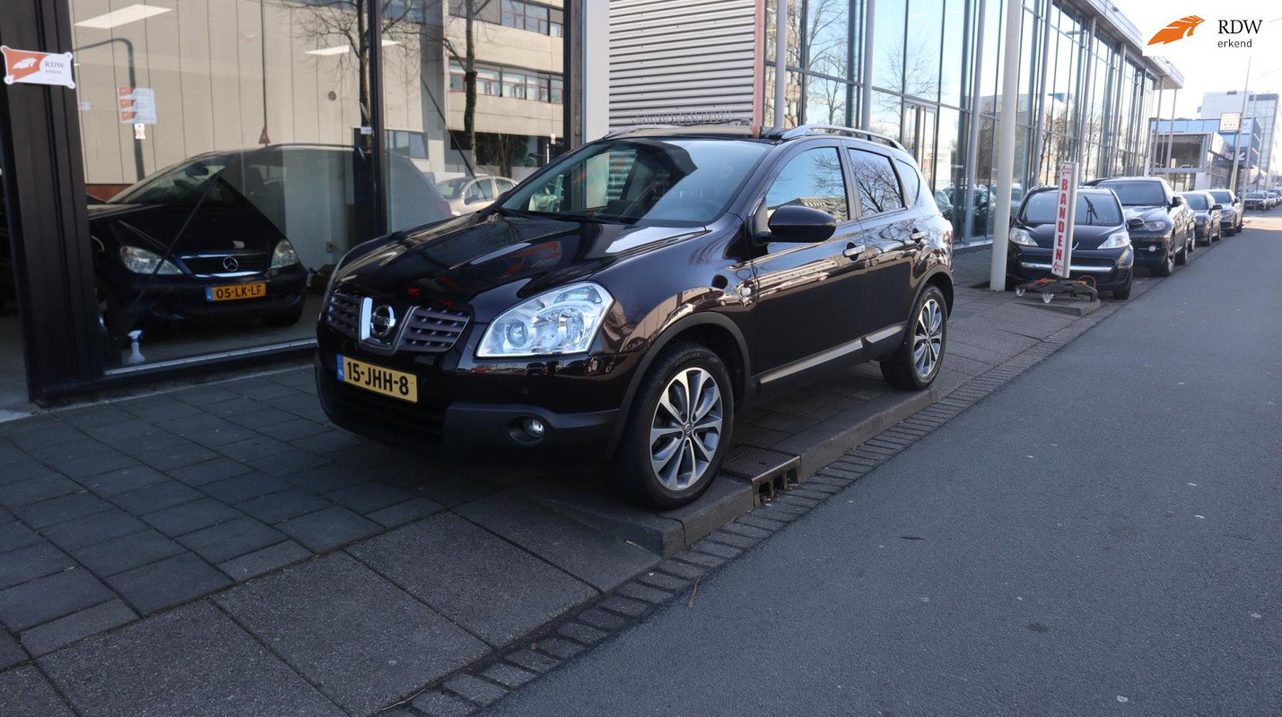 Nissan-QASHQAI-2.0 Tekna PANORAMA DAK / TREKHAAK / NAVI | Lease One en Lenen op Maat maken het mogelijk!