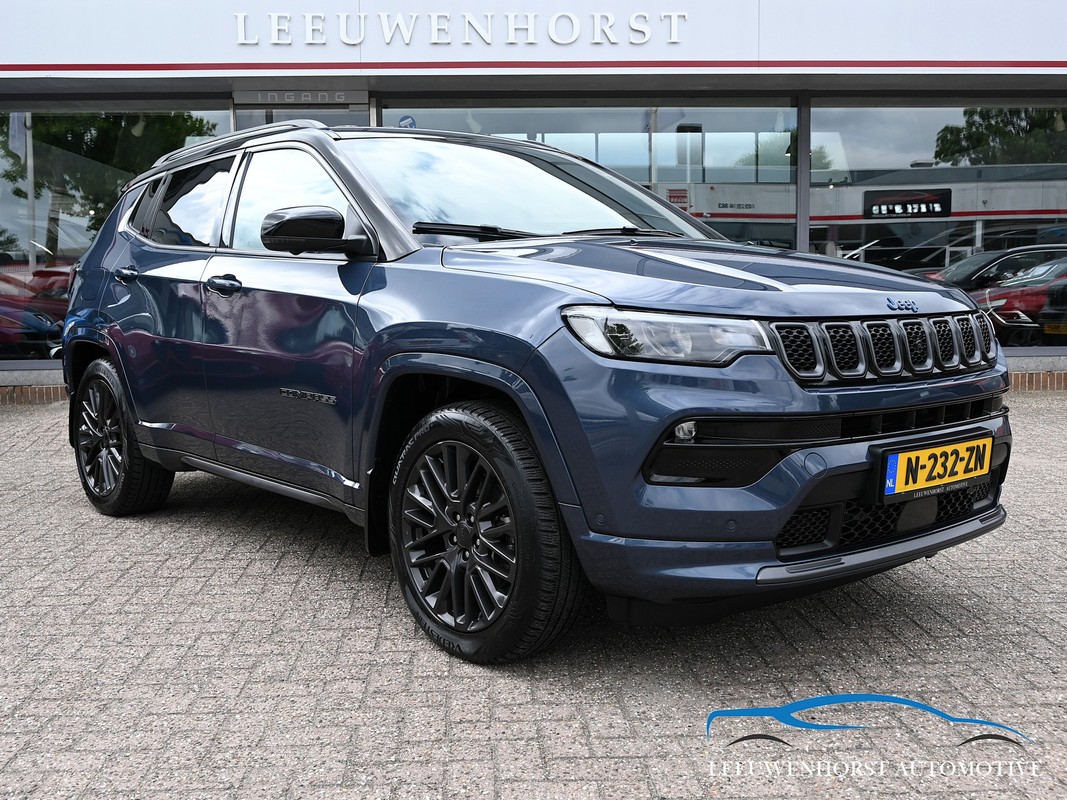Jeep-Compass-4xe 240 Plug-in Hybrid Electric S | Lease One en Lenen op Maat maken het mogelijk!