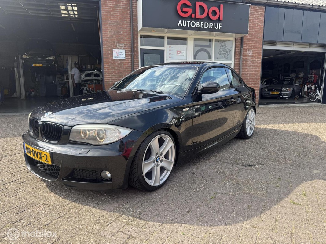 BMW-1 Serie-Coupé 120i Executive | Lease One en Lenen op Maat maken het mogelijk! BMW-1 Serie-Coupé 120i Executive | Lease One en Lenen op Maat maken het mogelijk!